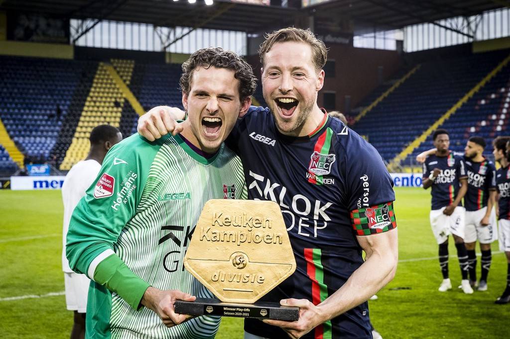 亞冠附加賽上海海港vs卡雅.